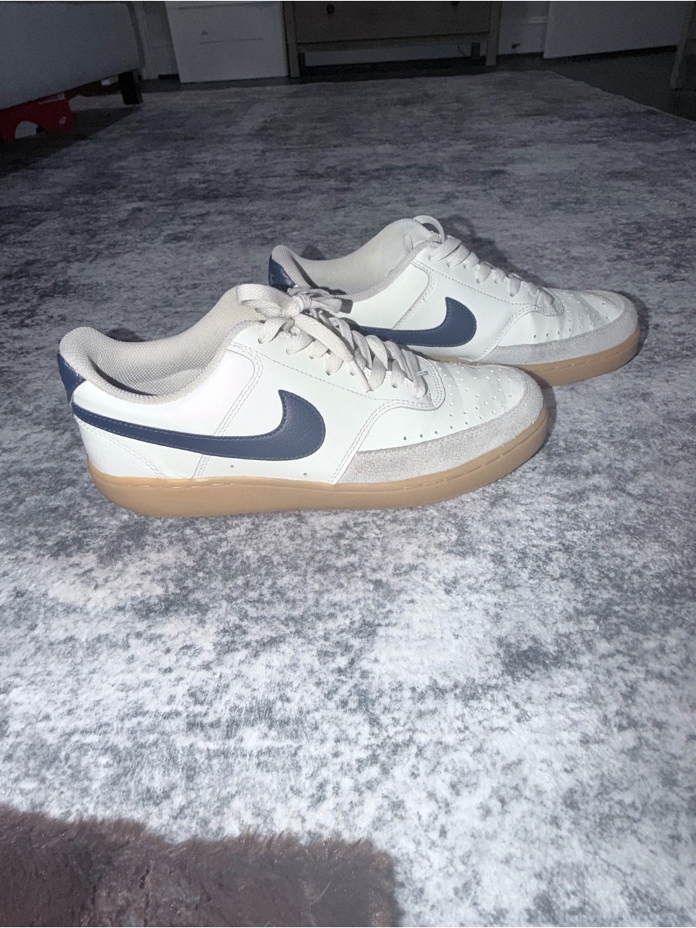 Nike Men’s White Sneakers with Navy Swoosh and Gum Sole